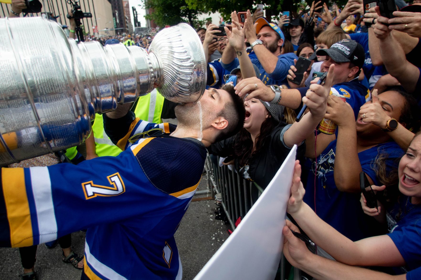 St. Louis Blues, fans celebrate Stanley Cup victory